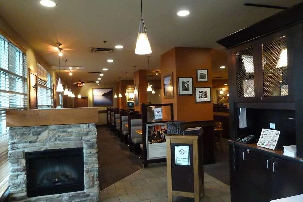 Best Western Plus Vancouver Airport Hotel 3*,  Canada